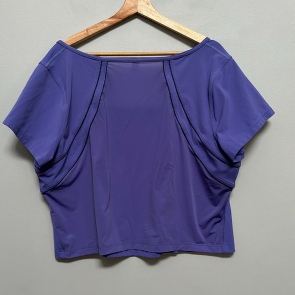 2022 Lululemon Square Neck Mesh and Nulu Yoga Short Sleeve Shirt Size 20 - Picture 6 of 8